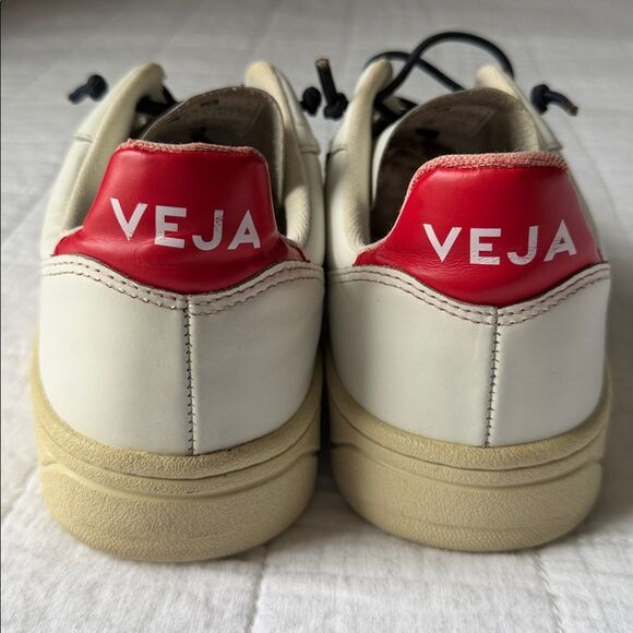 Veja V-10 Leather Sneakers White Black Red Women’s Size 8 (EU 39) - Picture 7 of 15
